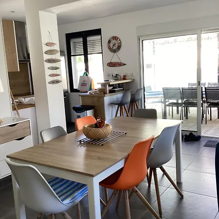 Chemakhi 10 Personnes Holiday home *